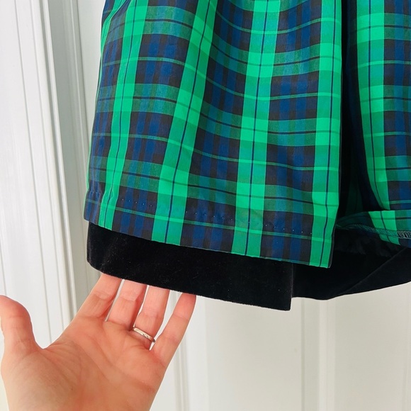 Adorable like new size 4t holiday dress green and navy - Picture 2 of 5